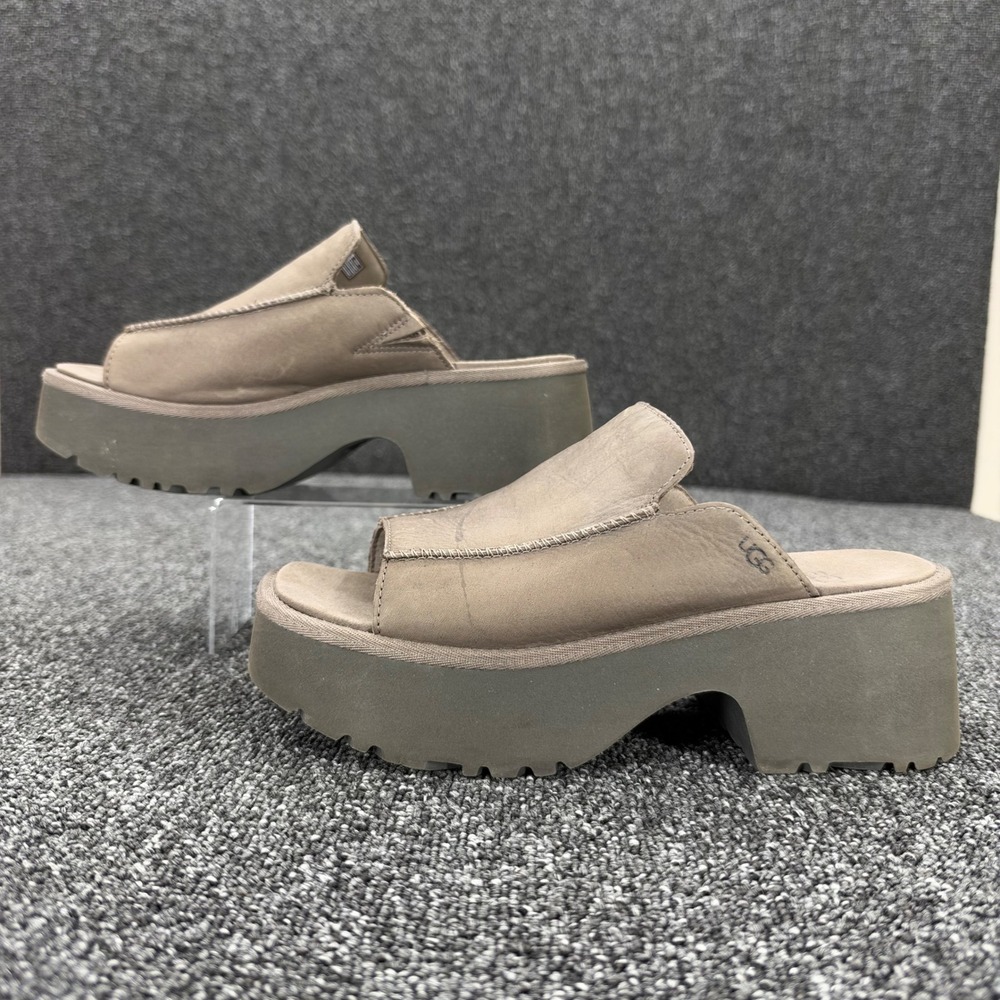UGG New Heights Slide Platform Wedge Mule Women 9 Taupe Brown Good streetwear